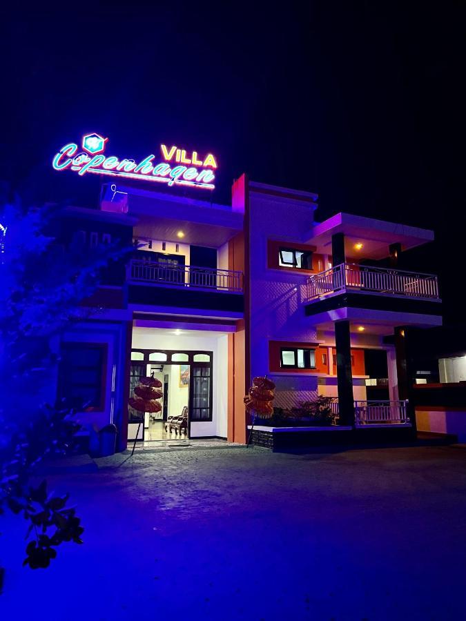 Villa Copenhagen Bukittinggi Esterno foto